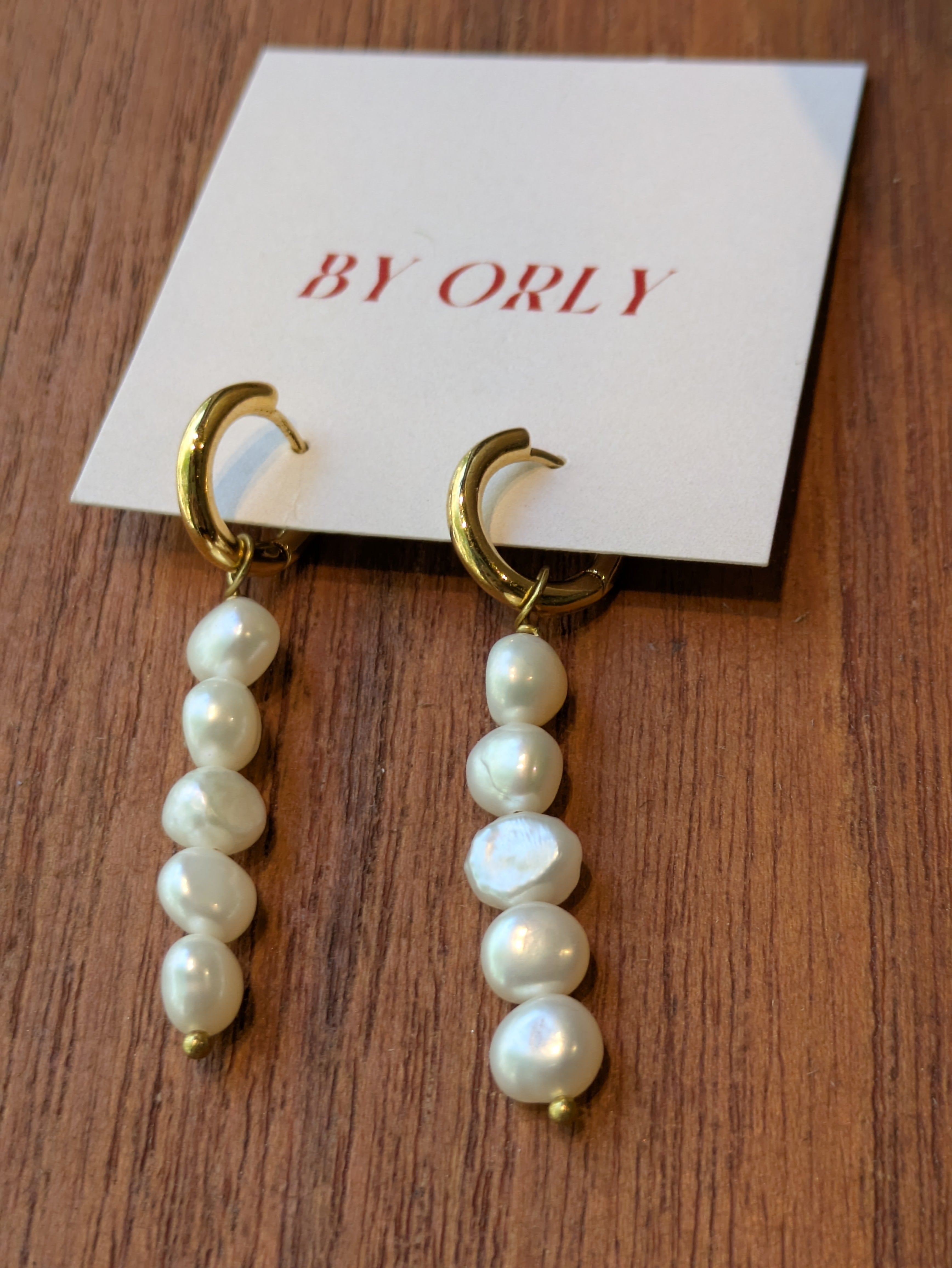 BY ORLY - Medium Pearls on Hoops